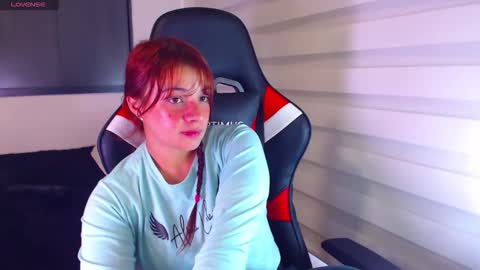 Vanesa online show from April 7, 8:09 pm