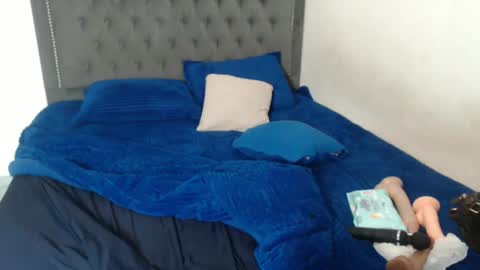 Vannesa online show from December 7, 3:25 am