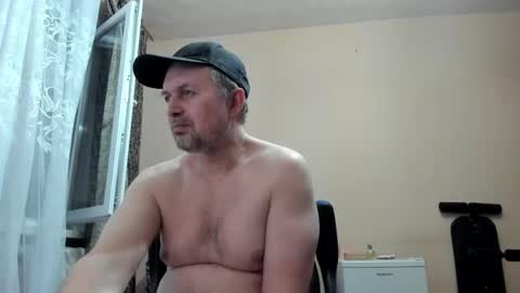 Snapshot of vano_822 chatting on May 19, 6:14 pm vano_822 online show from May 19, 6:14 pm