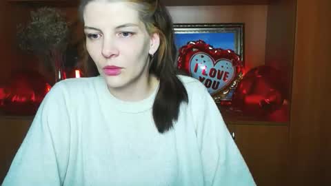 Snapshot of vanrey_ chatting on February 14, 6:43 am Vanessa online show from February 14, 6:43 am