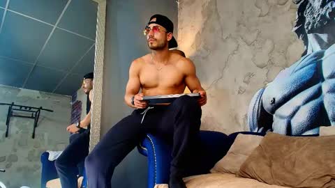 Vans Ross online show from February 27, 7:47 pm