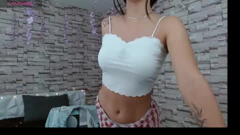 Snapshot of vanse_lust chatting on September 15, 8:20 pm Karuna online show from September 15, 8:20 pm
