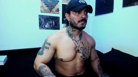 vanvelckan_ online show from January 11, 3:00 am