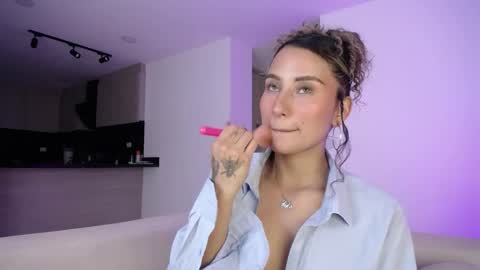 varenka_ivanova22 online show from April 11, 7:45 am