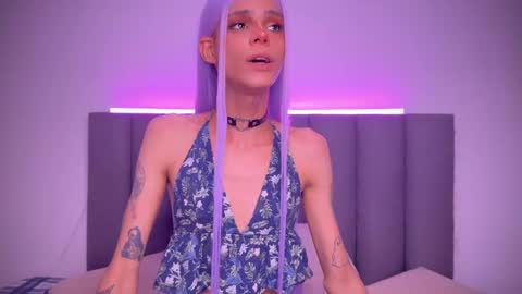 Snapshot of varya_ferreira chatting on December 3, 4:03 am  Varya Ferreira - independent model  online show from December 3, 4:03 am