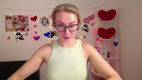 Vasilisa online show from February 3, 9:30 am