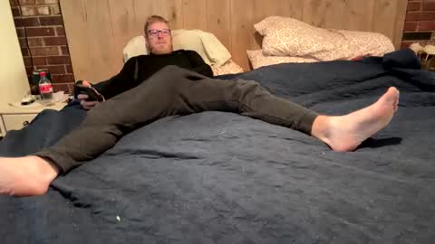 Snapshot of vaxildon13 chatting on October 23, 12:59 pm vaxildon13 online show from October 23, 12:59 pm