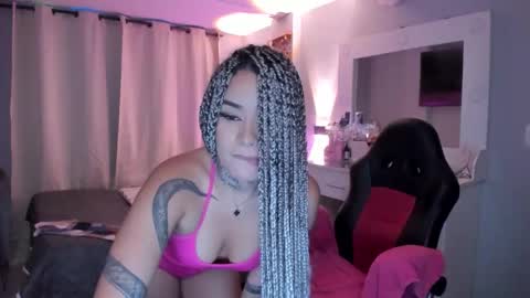 Vayolett Bass online show from December 22, 1:13 am