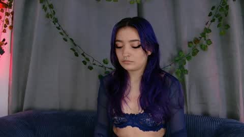 Vayolett online show from January 11, 1:10 am