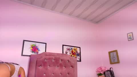 Snapshot of vaythiare_stone chatting on July 4, 7:20 pm Vaythiare online show from July 4, 7:20 pm