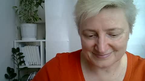 vea_motty online show from April 22, 8:28 am