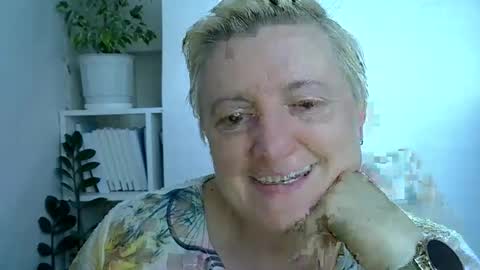 vea_motty online show from June 7, 3:16 pm