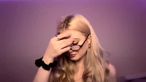 Monika online show from November 29, 5:38 pm