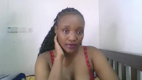 Vee online show from April 14, 6:47 pm