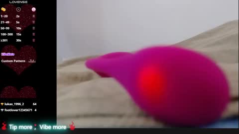 Call me Moon Sub to my Free OF link in bio online show from December 3, 1:52 am