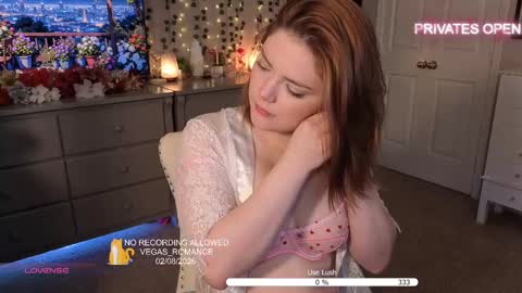 vegas_romance online show from February 9, 12:14 am