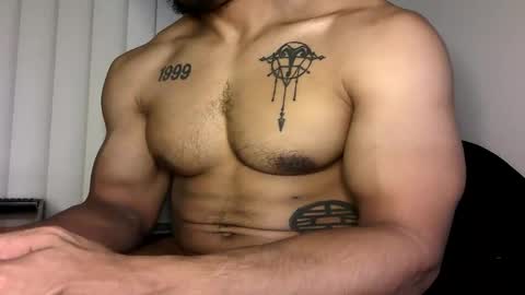 Vegas Love online show from November 14, 8:02 am