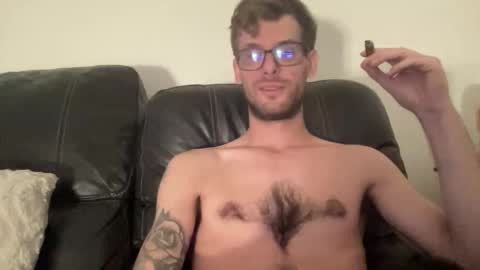 Snapshot of vegassangel chatting on November 16, 4:29 am Joeyyy online show from November 16, 4:29 am