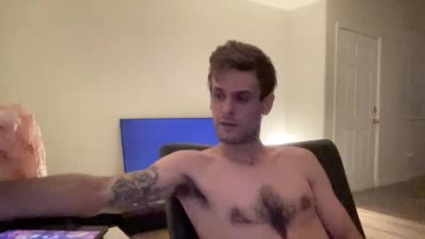 Snapshot of vegassangel chatting on November 24, 3:39 am Joeyyy online show from November 24, 3:39 am