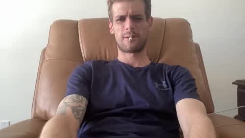 Snapshot of vegassangel chatting on March 28, 7:35 pm Joeyyy online show from March 28, 7:35 pm