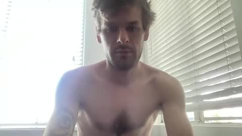 Snapshot of vegassangel chatting on May 9, 5:40 pm Joeyyy online show from May 9, 5:40 pm