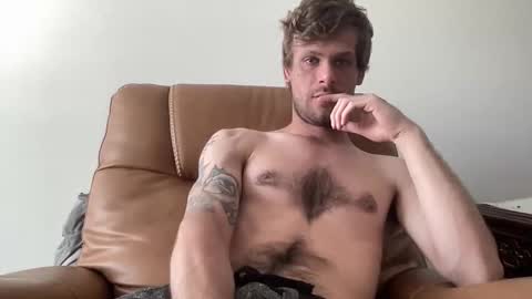 Snapshot of vegassangel chatting on May 23, 6:01 pm Joeyyy online show from May 23, 6:01 pm