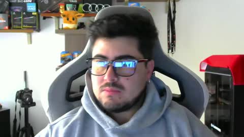 Snapshot of veils24 chatting on October 1, 2:23 pm Charles online show from October 1, 2:23 pm