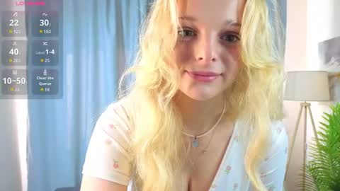 veldaduer online show from June 21, 3:09 am