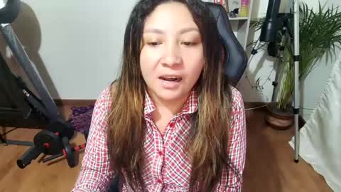 Im VelaI will be Christmas and New Year with my family December 22 to January 13 I will miss you guys. online show from January 28, 12:57 am