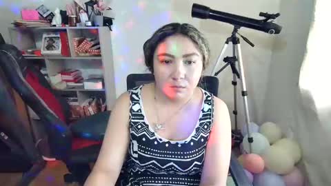 Im VelaI will be Christmas and New Year with my family December 22 to January 13 I will miss you guys. online show from November 19, 6:08 pm