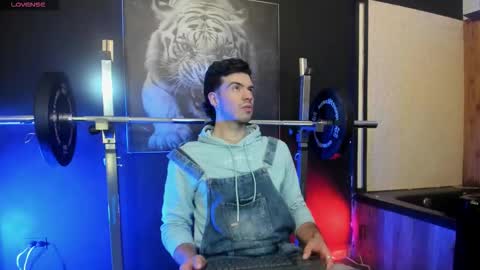 Vello online show from February 4, 3:45 am