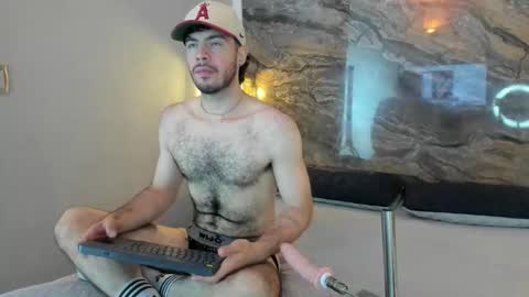 Vello online show from February 18, 3:57 am