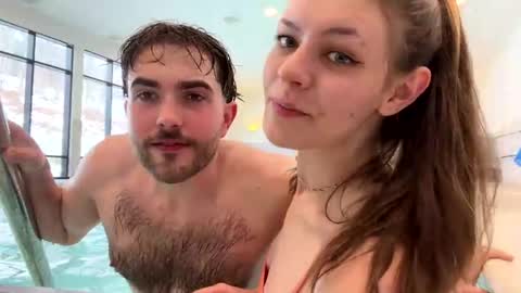 Snapshot of velmaxshaggy chatting on March 2, 3:08 pm velmaxshaggy online show from March 2, 3:08 pm