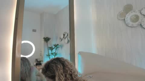 Velora online show from January 16, 3:43 am