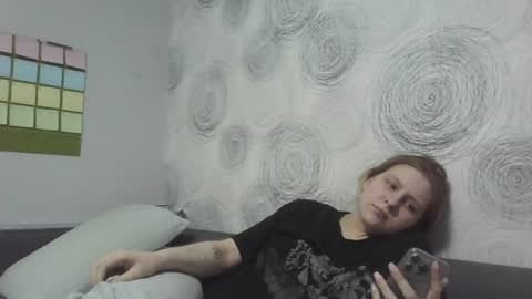 Snapshot of velourorbit chatting on June 14, 11:51 pm Hi im Hannah online show from June 14, 11:51 pm