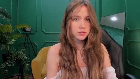 velvet_cherry online show from January 23, 7:51 pm