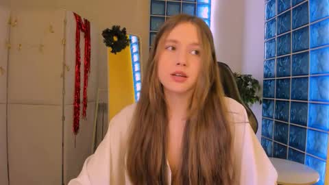 velvet_cherry online show from December 15, 4:22 pm