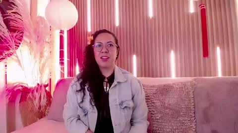 Emma Curly online show from May 24, 12:10 pm