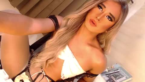 Richy will make you fall in love online show from March 12, 11:12 pm