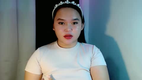 Snapshot of velvet_jess chatting on February 5, 7:40 pm call me jessie online show from February 5, 7:40 pm