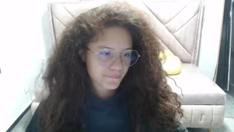 velvet_moon_v online show from November 11, 1:22 pm