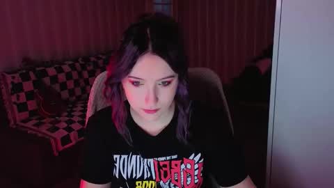Violet online show from May 11, 6:41 am