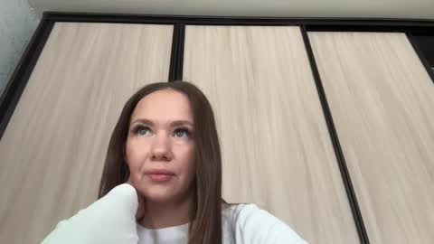 velvet_temptation online show from March 11, 11:05 am