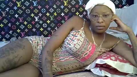 velvet online show from October 16, 4:24 am