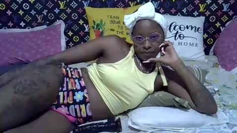 velvet online show from January 12, 4:45 pm