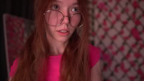 Snapshot of velvet_vice chatting on October 15, 8:31 pm Polly online show from October 15, 8:31 pm