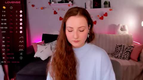 Mia online show from November 15, 8:55 am