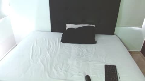 Snapshot of velvetcipher chatting on November 7, 5:13 pm velvetcipher online show from November 7, 5:13 pm