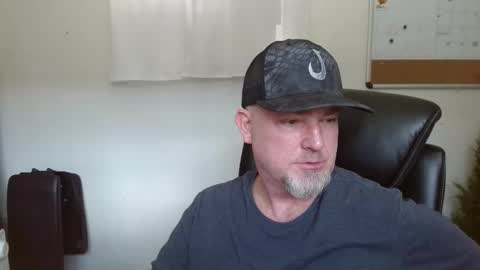 Snapshot of velvetknight97 chatting on March 4, 8:04 pm velvetknight97 online show from March 4, 8:04 pm