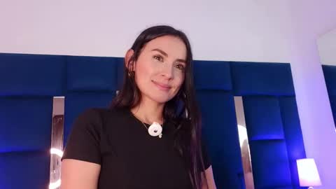 Snapshot of velvetlunaa chatting on June 6, 2:22 pm Velvet online show from June 6, 2:22 pm